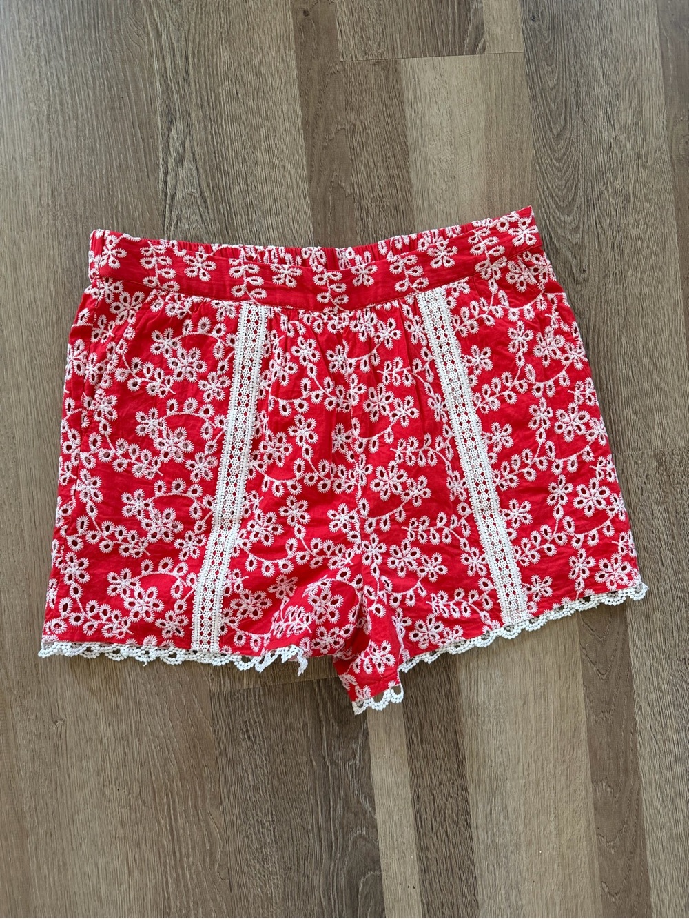 Tomatogirl Red Floral Lace-Trim Women’s 100% cotton Shorts
